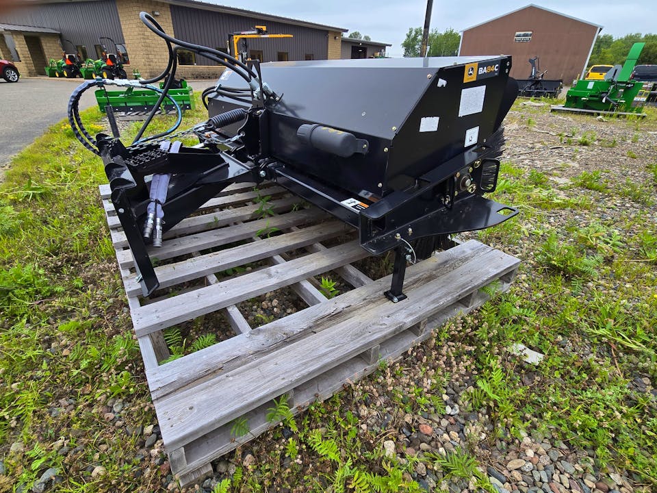 John Deere BA84C