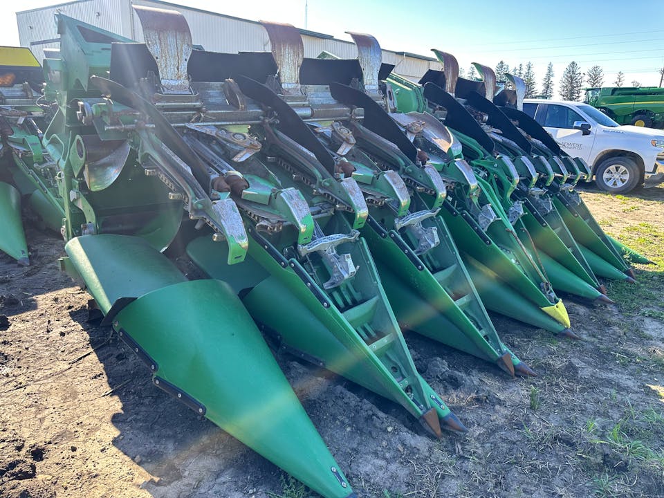 John Deere C12F