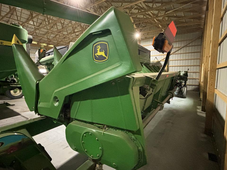 John Deere C16R