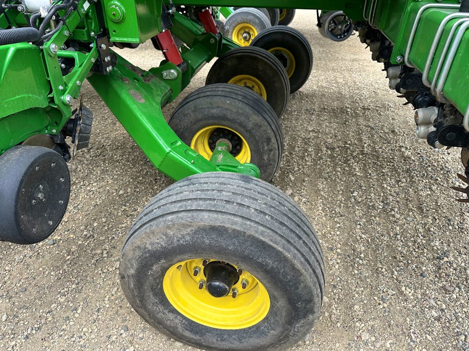 John Deere DB44