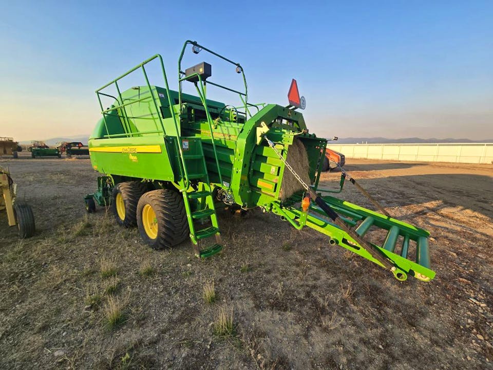 John Deere L341