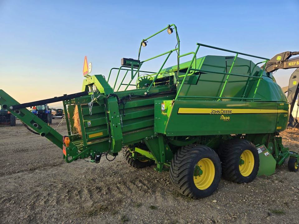 John Deere L341