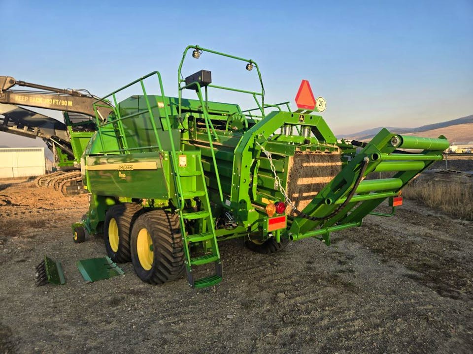 John Deere L341