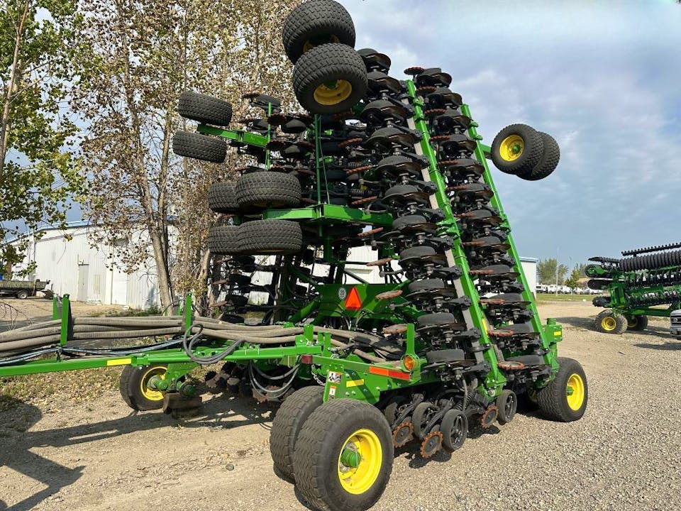 John Deere N560