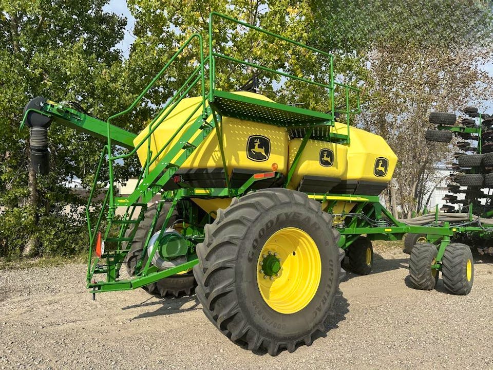John Deere N560