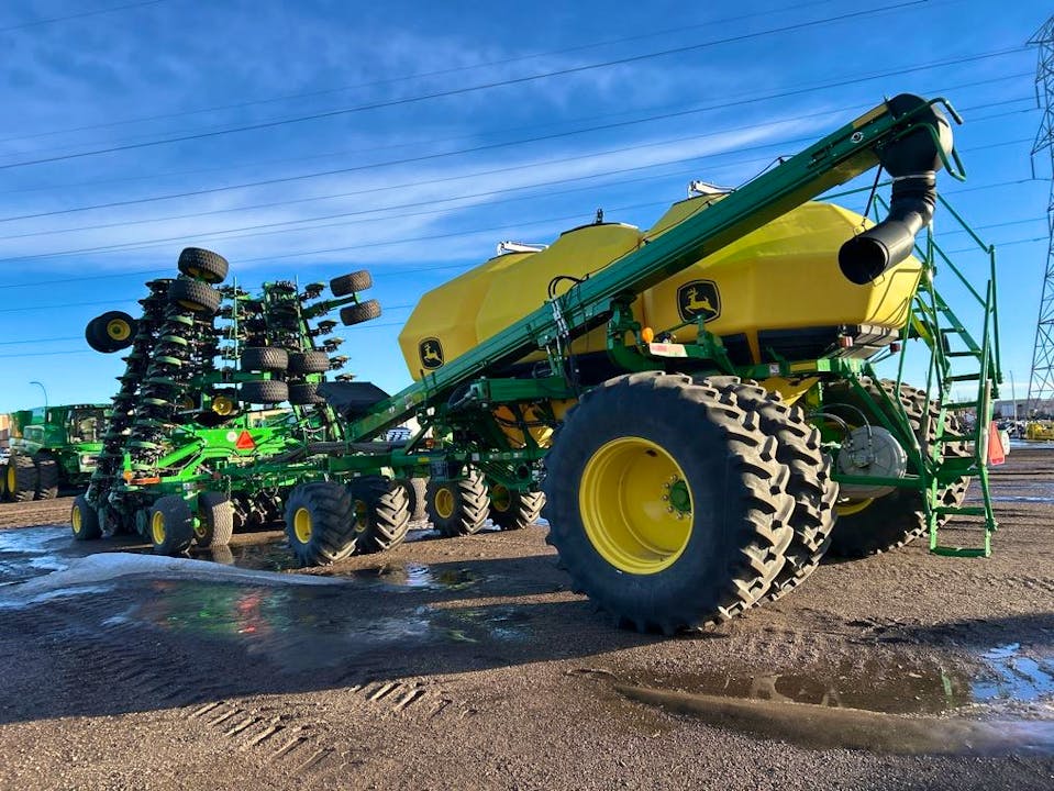 John Deere N560