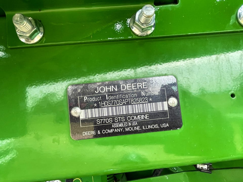 John Deere S770