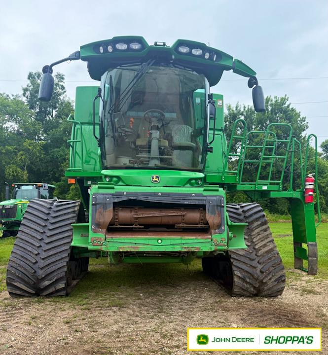 John Deere S780