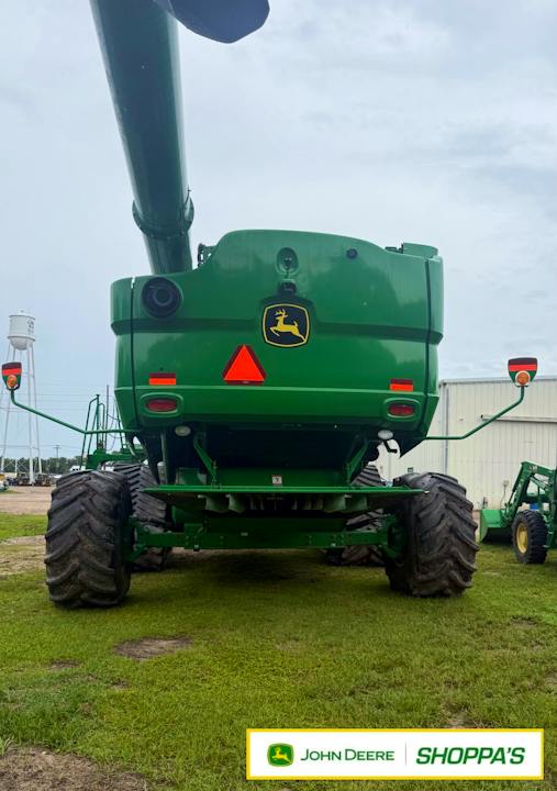 John Deere S780