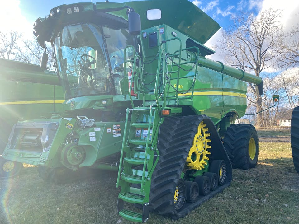 John Deere S780