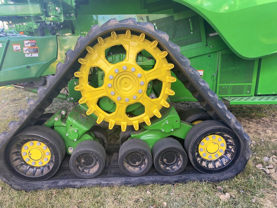 John Deere S780