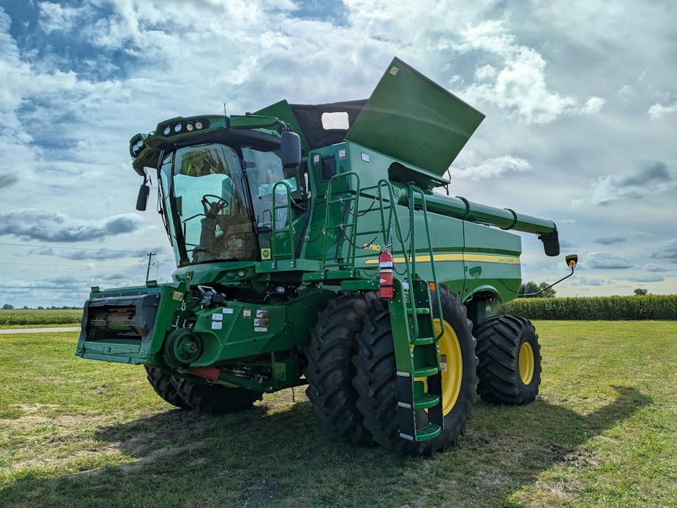 John Deere S780