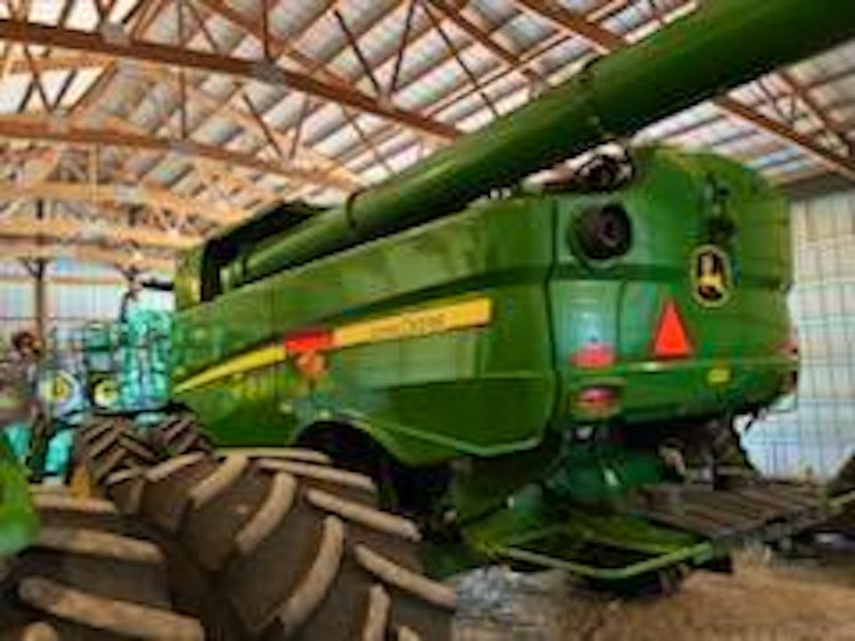 John Deere S780