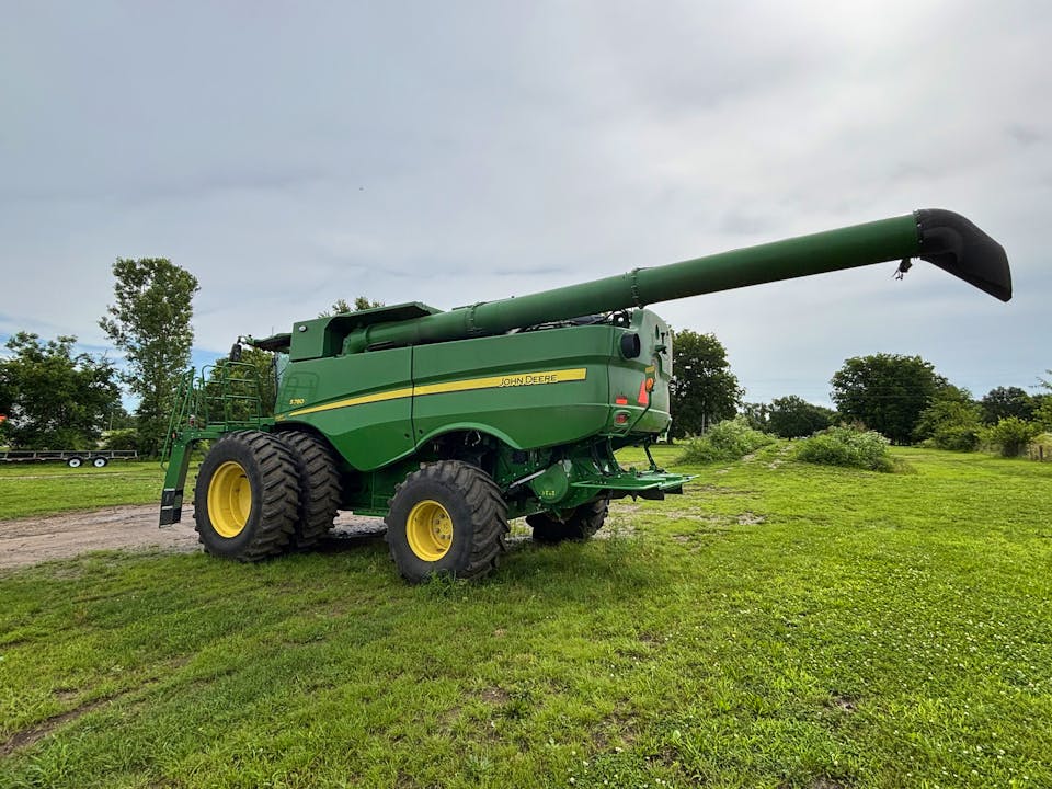 John Deere S780