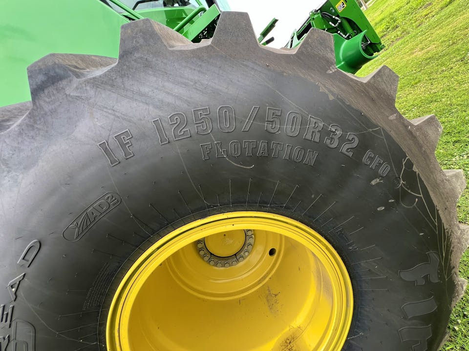 John Deere S780
