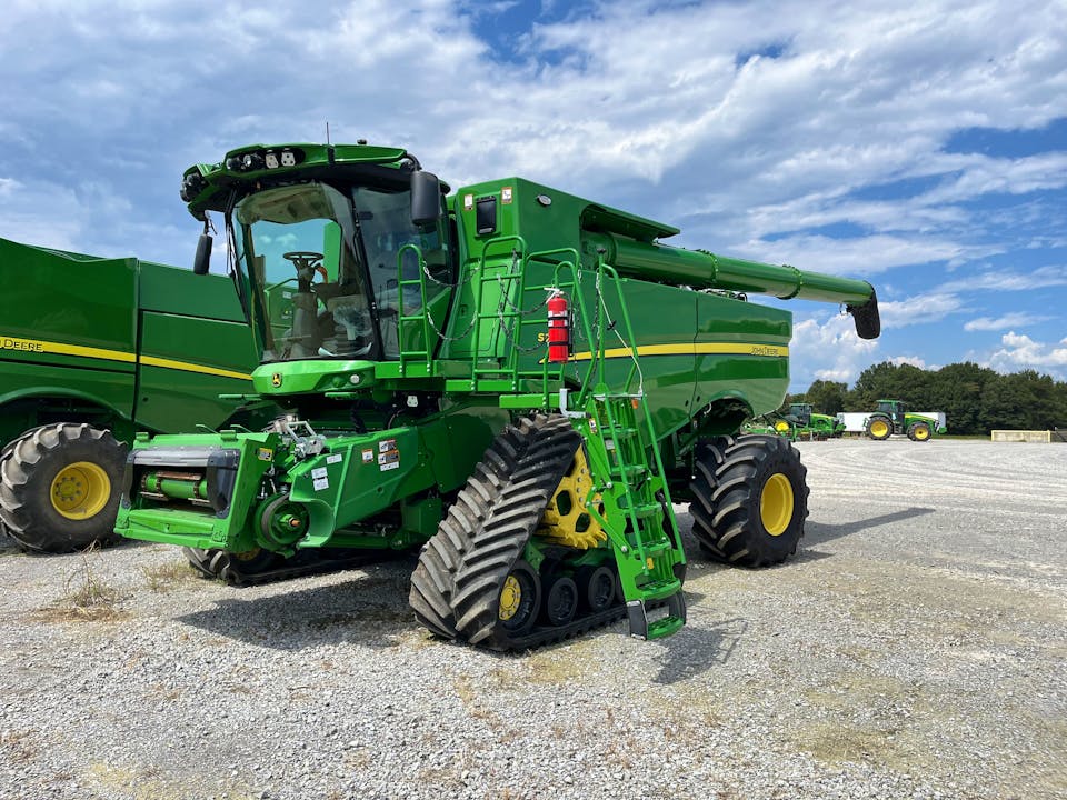 John Deere S780