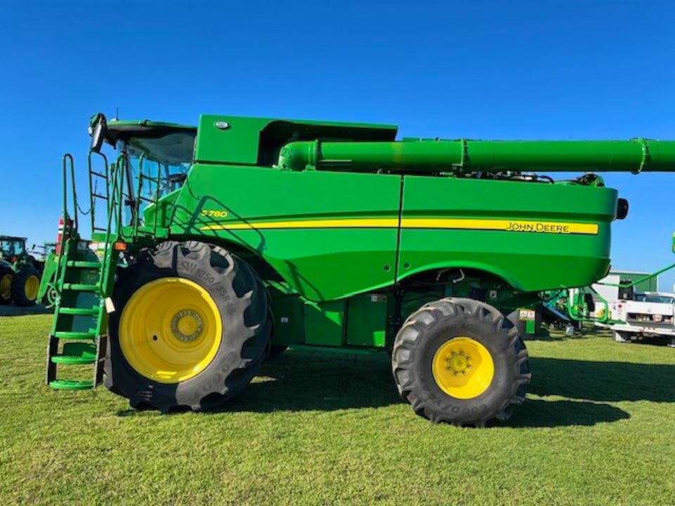 John Deere S780