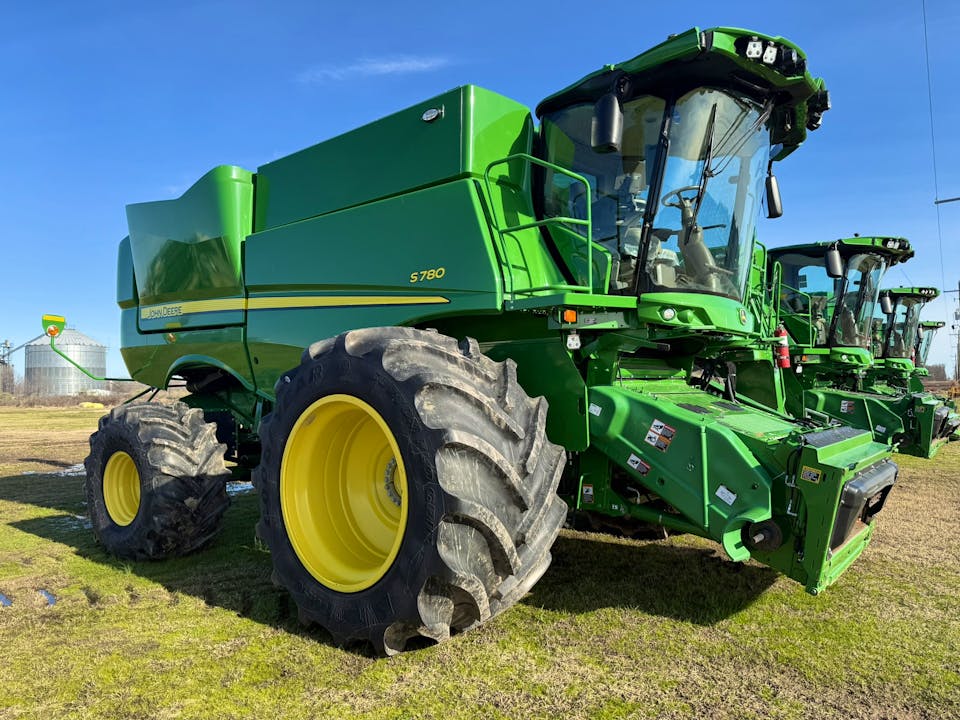 John Deere S780