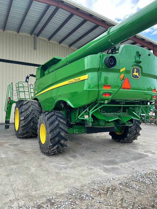 John Deere S780
