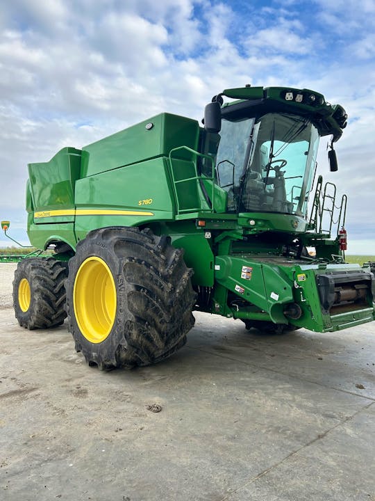 John Deere S780