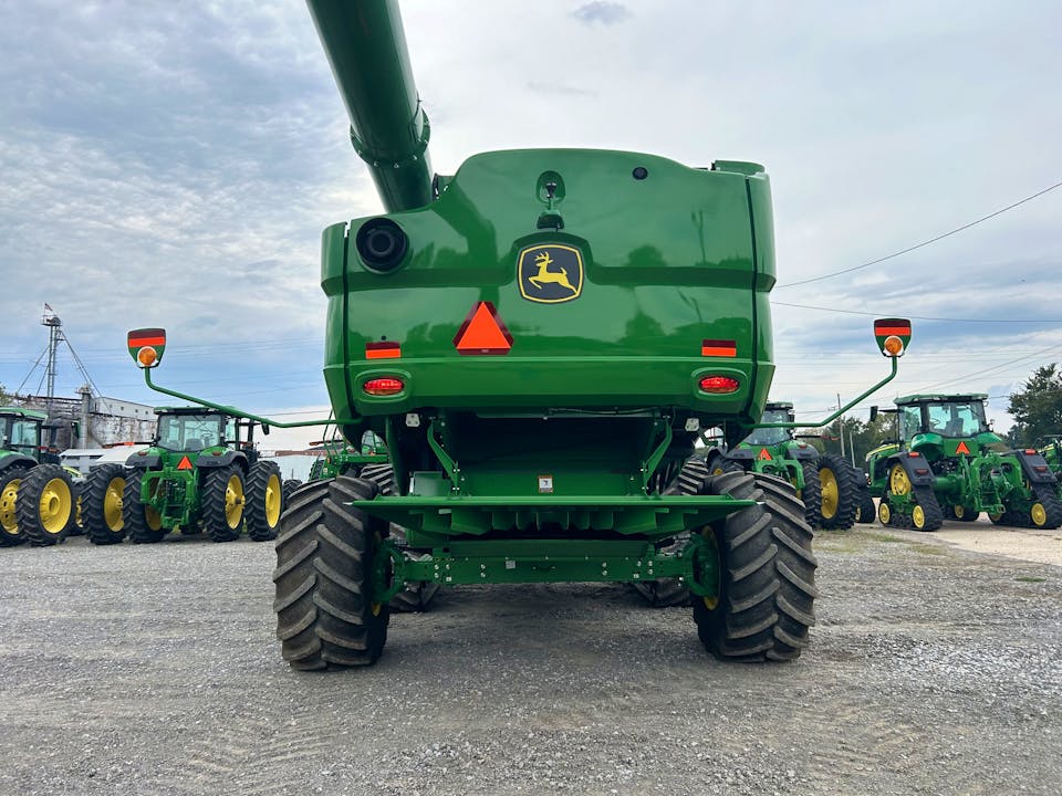 John Deere S780