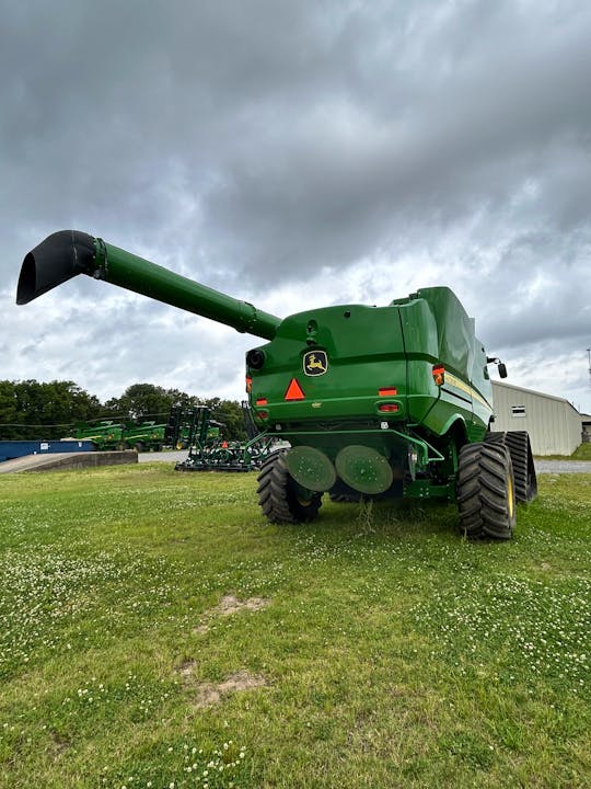 John Deere S780