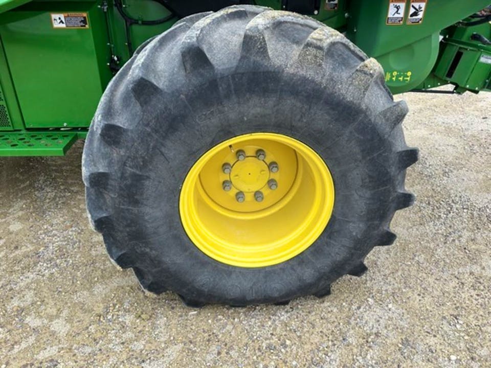 John Deere S790