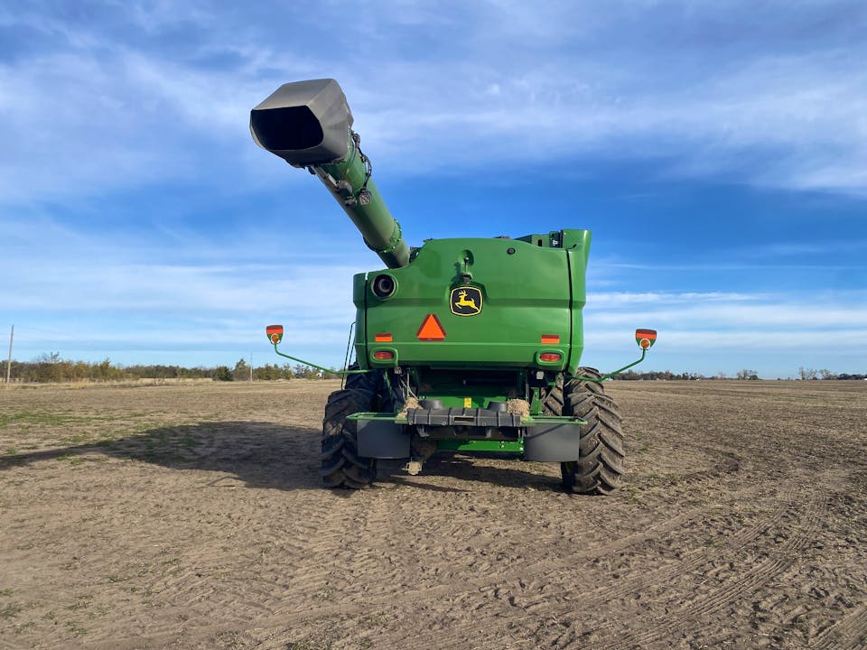 John Deere S790