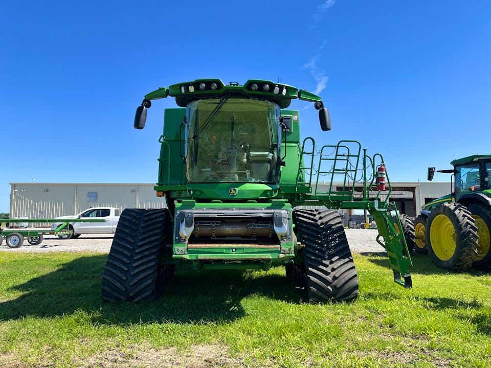 John Deere S790