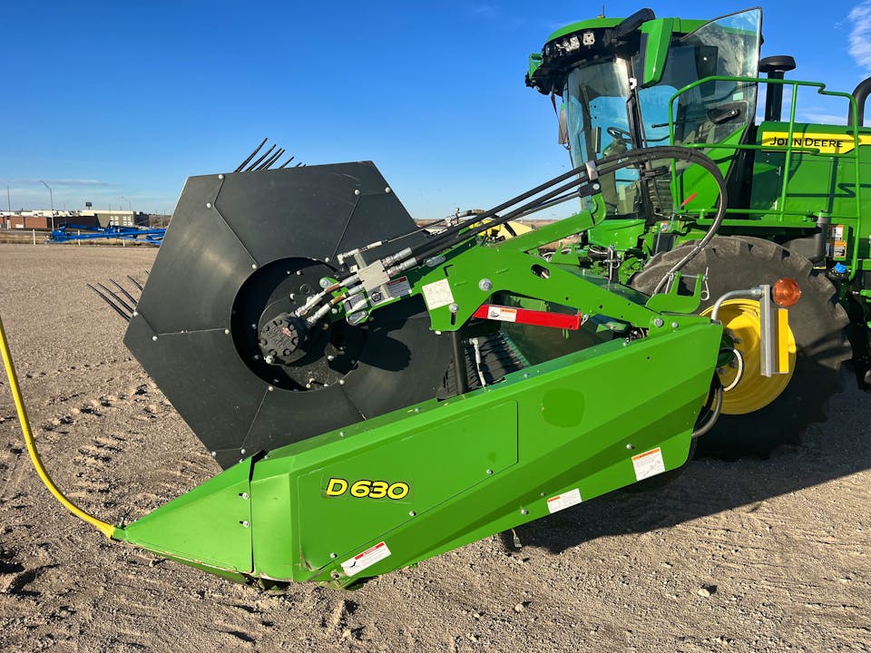 John Deere W235R