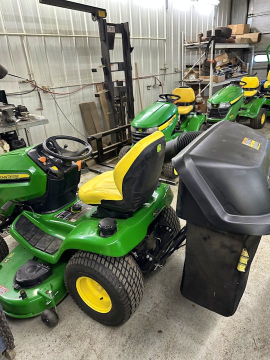 John Deere X380