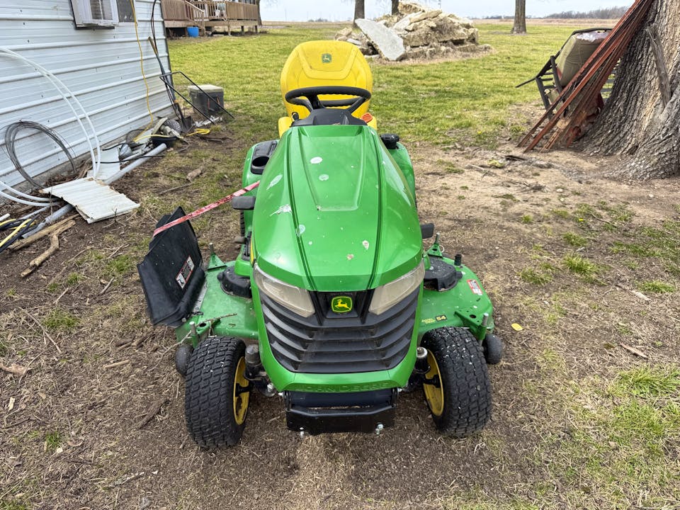 John Deere X380