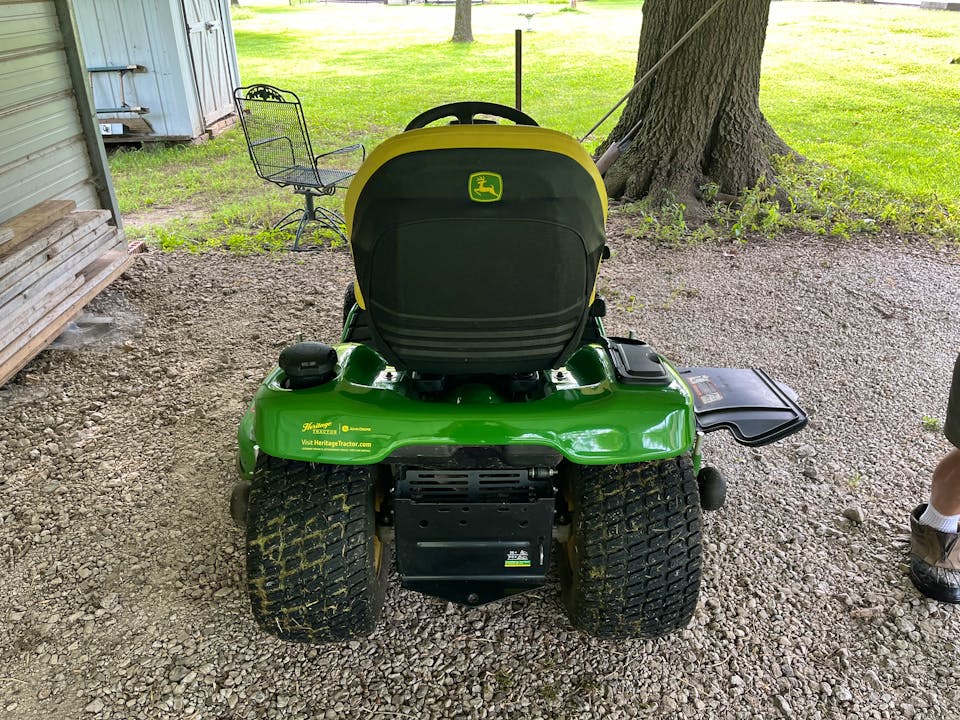 John Deere X380