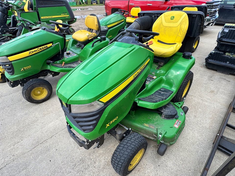 John Deere X390