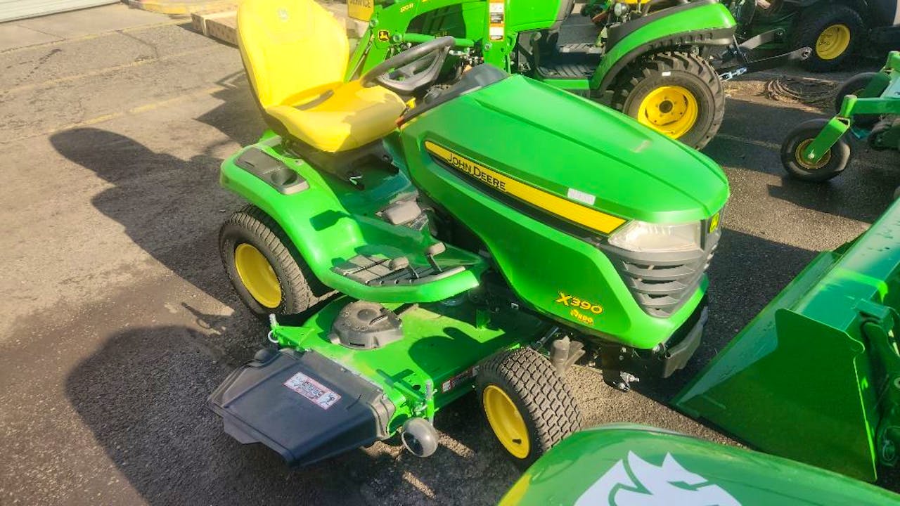 John Deere X390