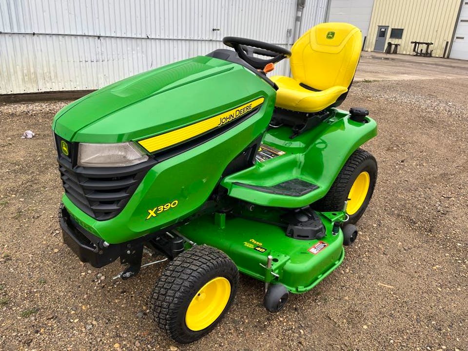 John Deere X390