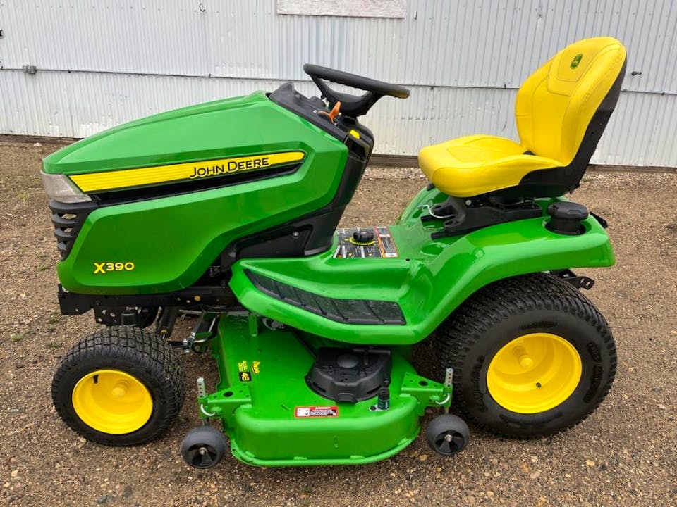 John Deere X390