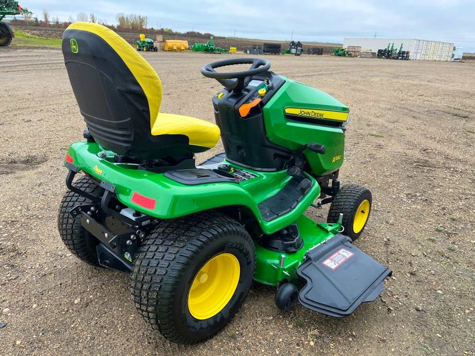 John Deere X390