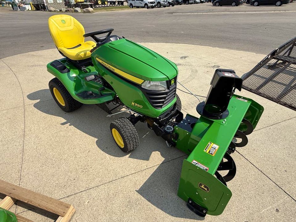 John Deere X390