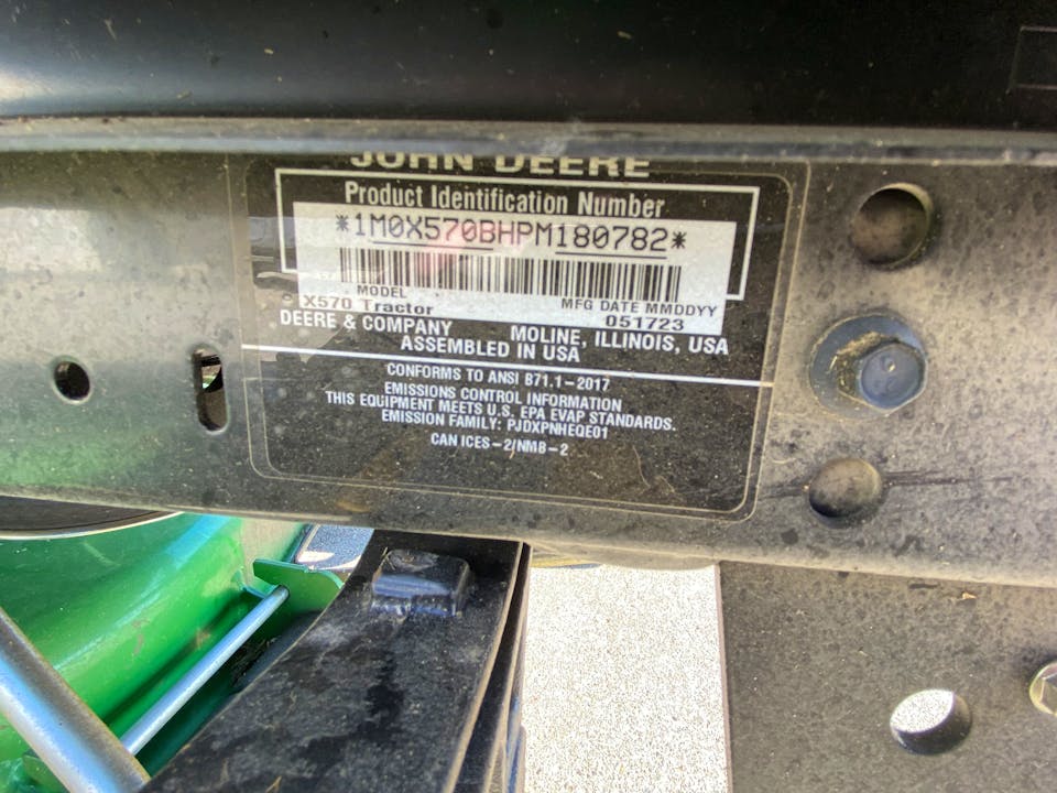 John Deere X570