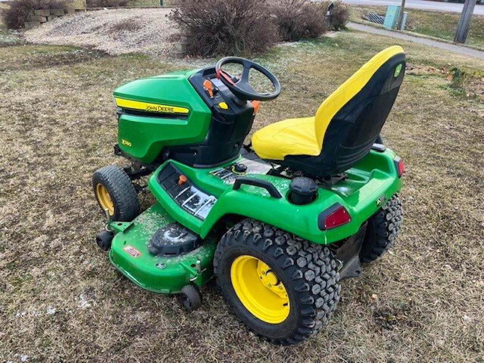 John Deere X580