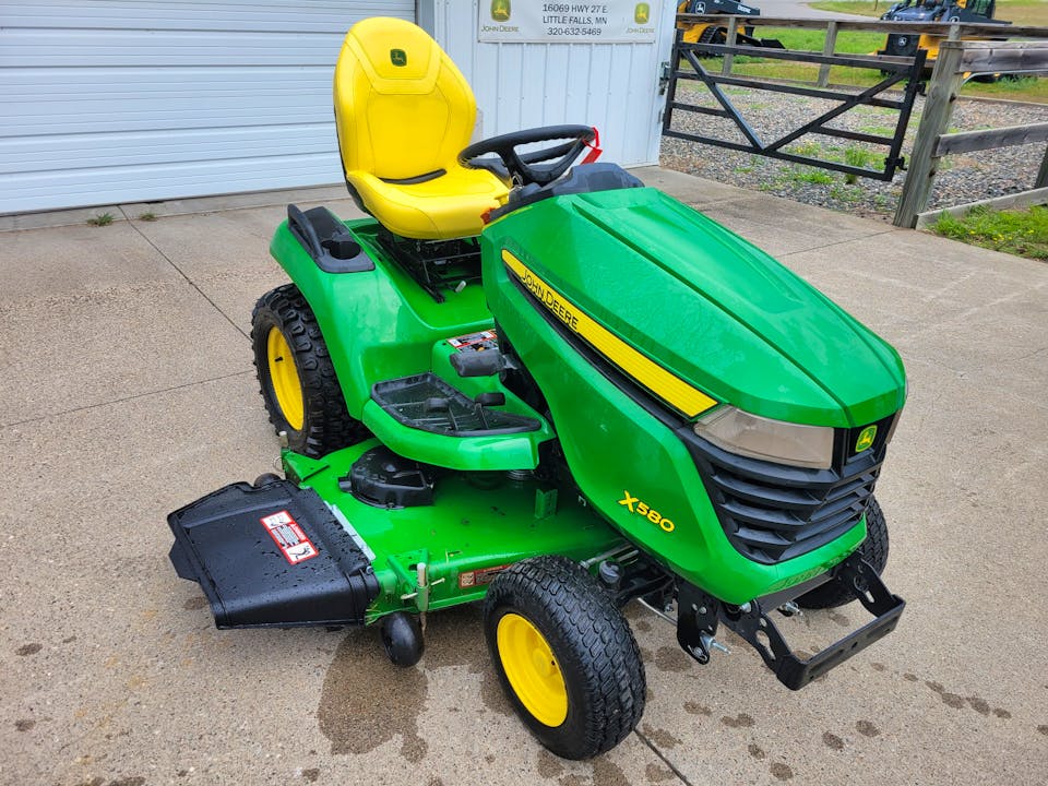 John Deere X580