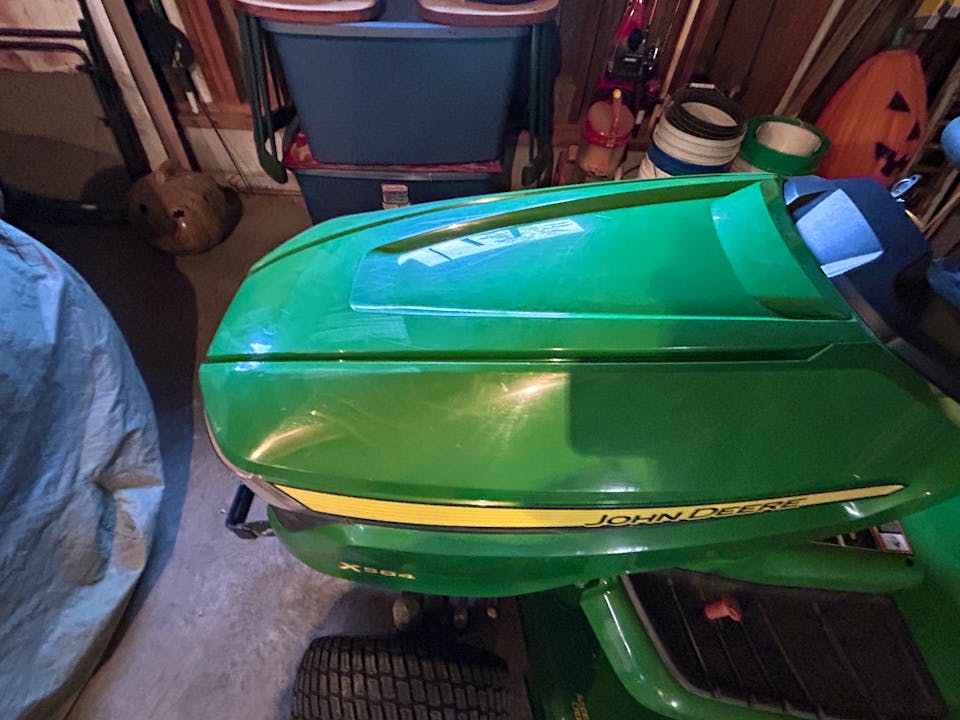 John Deere X584