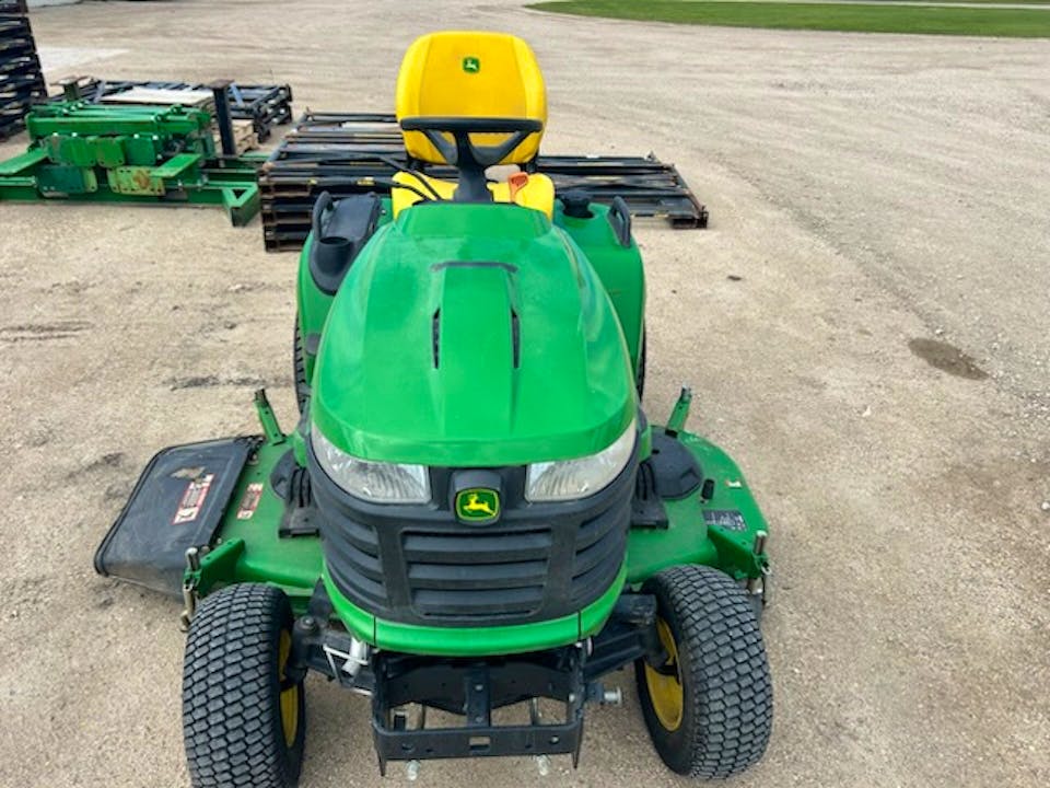 John Deere X734