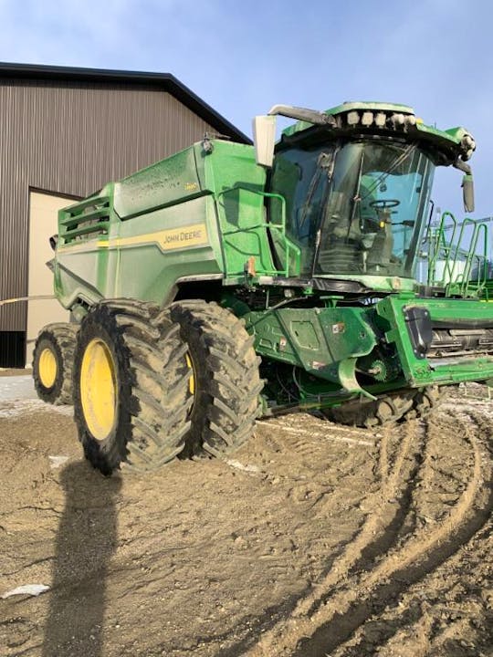 John Deere X9 1000