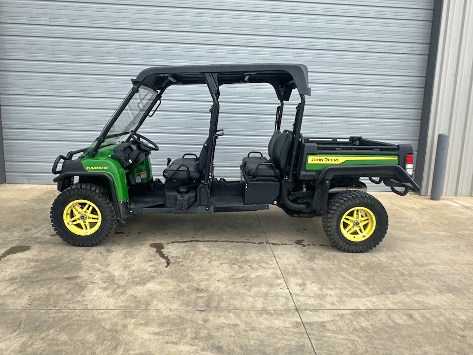 John Deere XUV825M S4