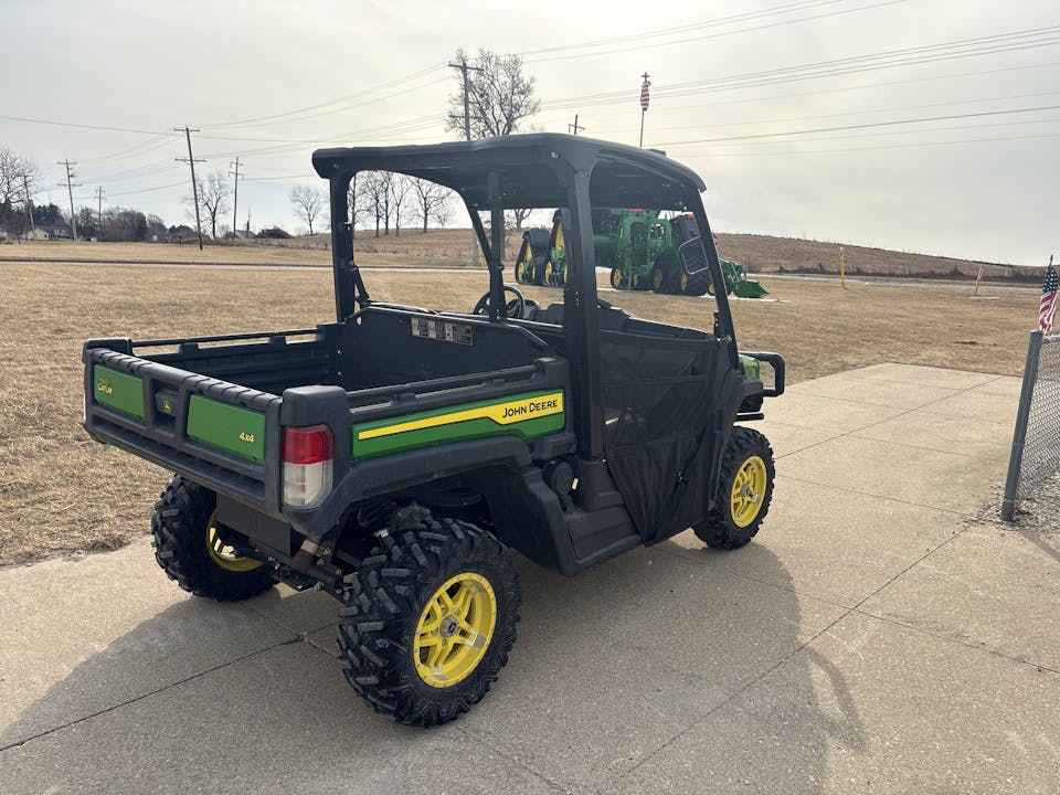John Deere XUV835M