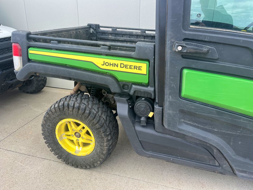 John Deere XUV835M