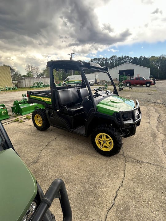 John Deere XUV835M