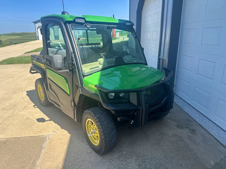 John Deere XUV835R